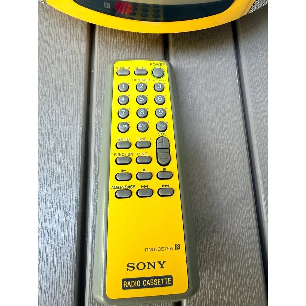 Sony cfd e75